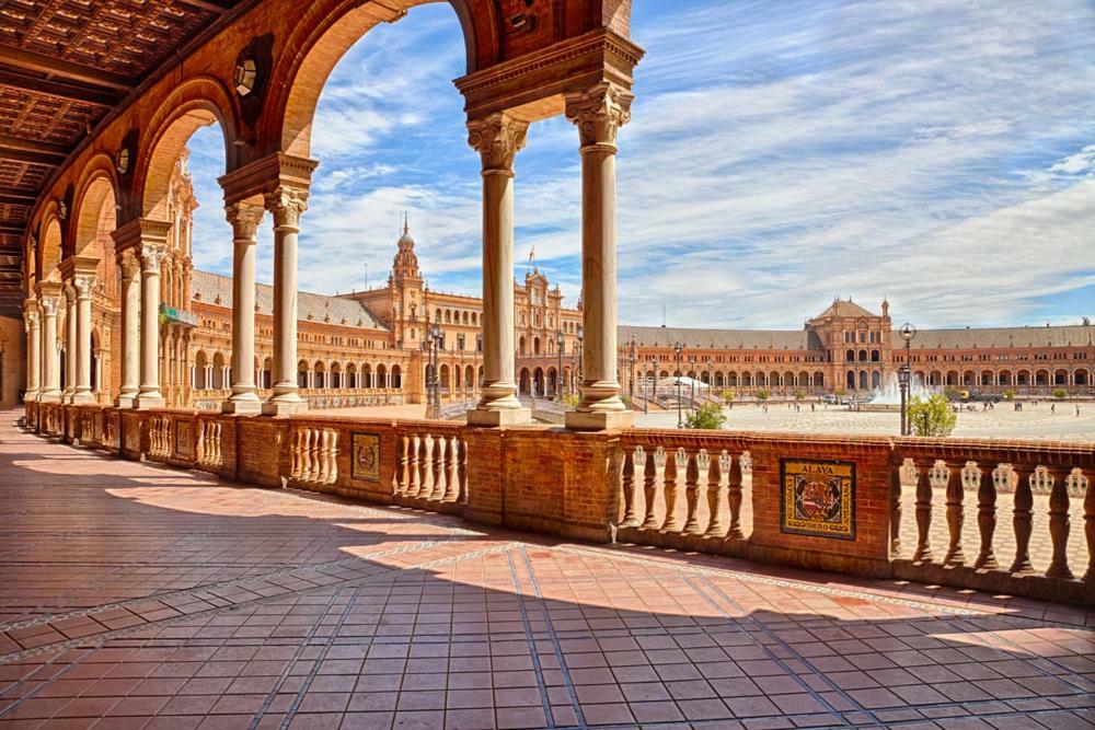 Las Cruzadas Melia-Plaza De Espana Севілья Екстер'єр фото